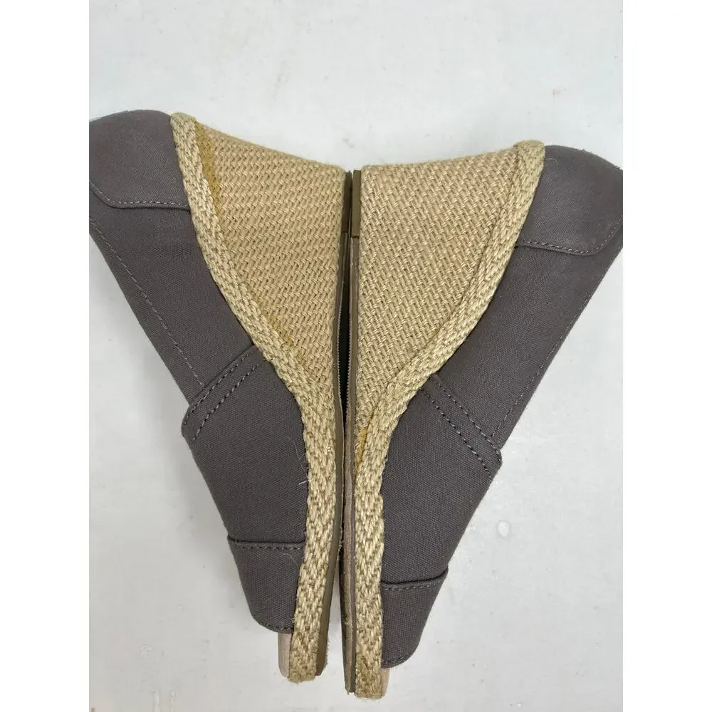 TOMS ASH GRAY “CALYPSO” ESPADRILLE SLIP ON CANVAS COMFORT WEDGE WOMENS 8.5 NWOB